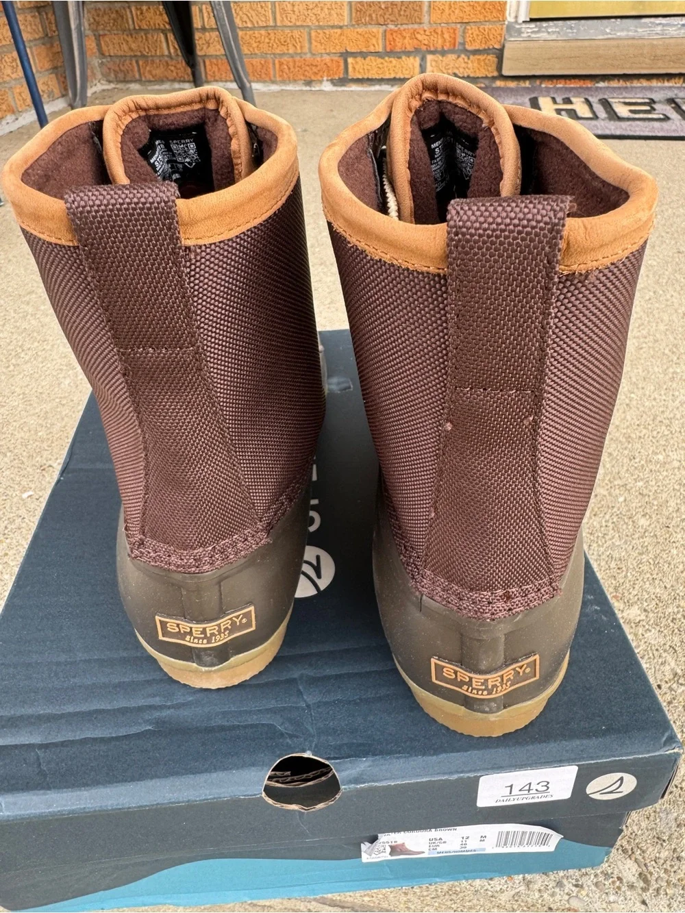 Sperry Men’s 12. NEW. Saltwater Cordura Brown